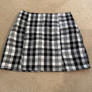 Plaid mini skirt